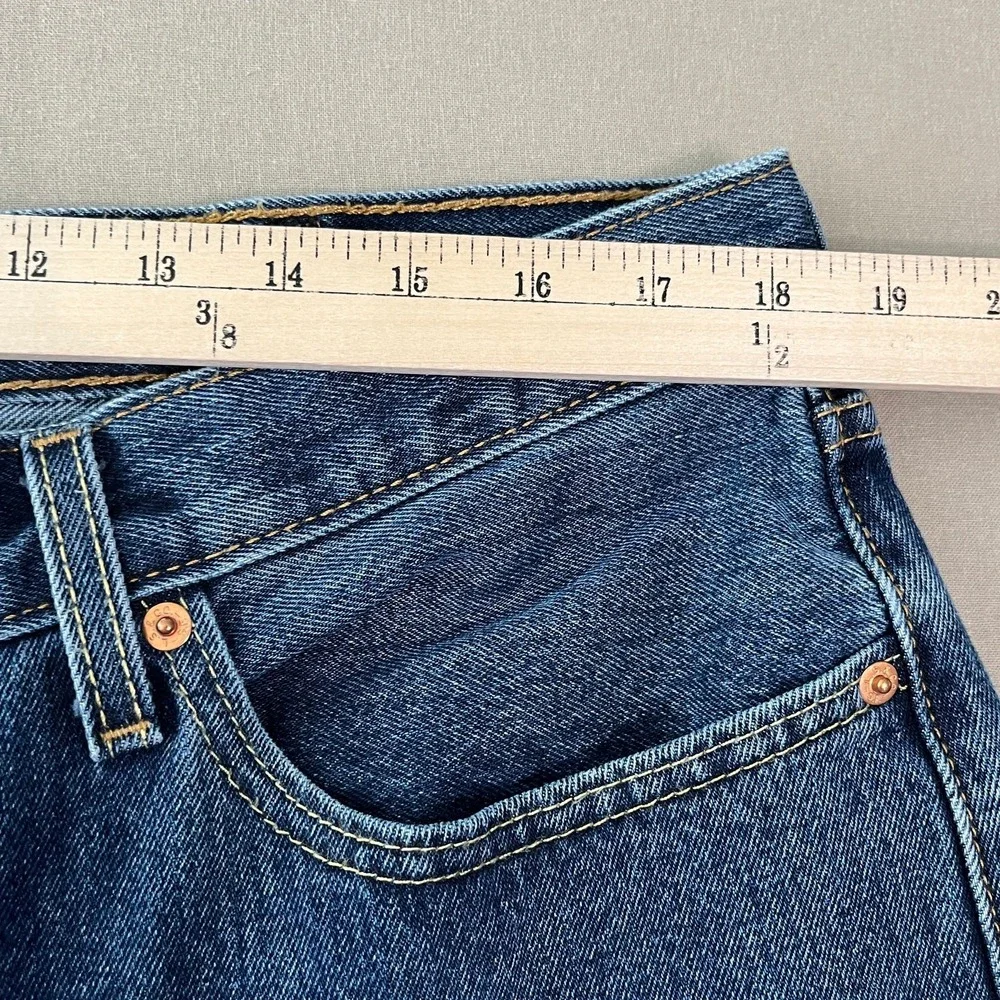 Levi's 550‎ Jeans Mens Size 38X30 Blue Denim Medium Wash Straight Relaxed Fit
